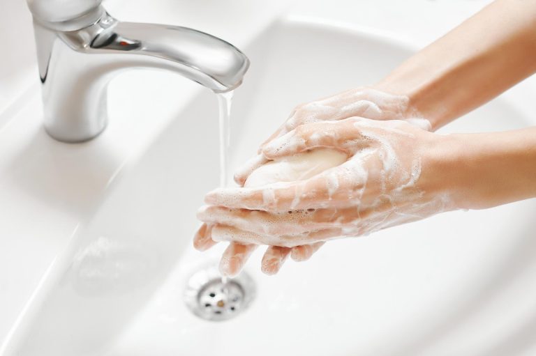 صابون مایع یا مایع دستشویی